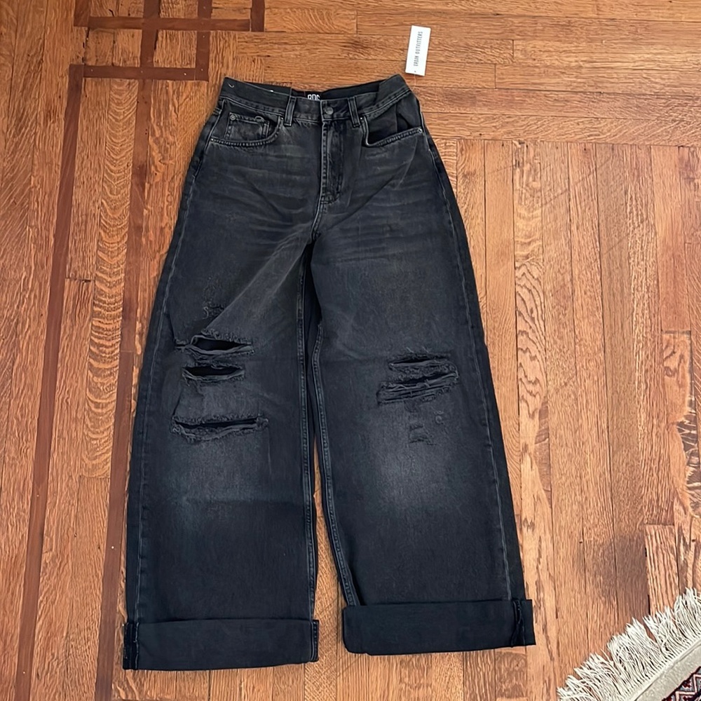 BDG Skater Baggy Jean - ripped black denim in washed black